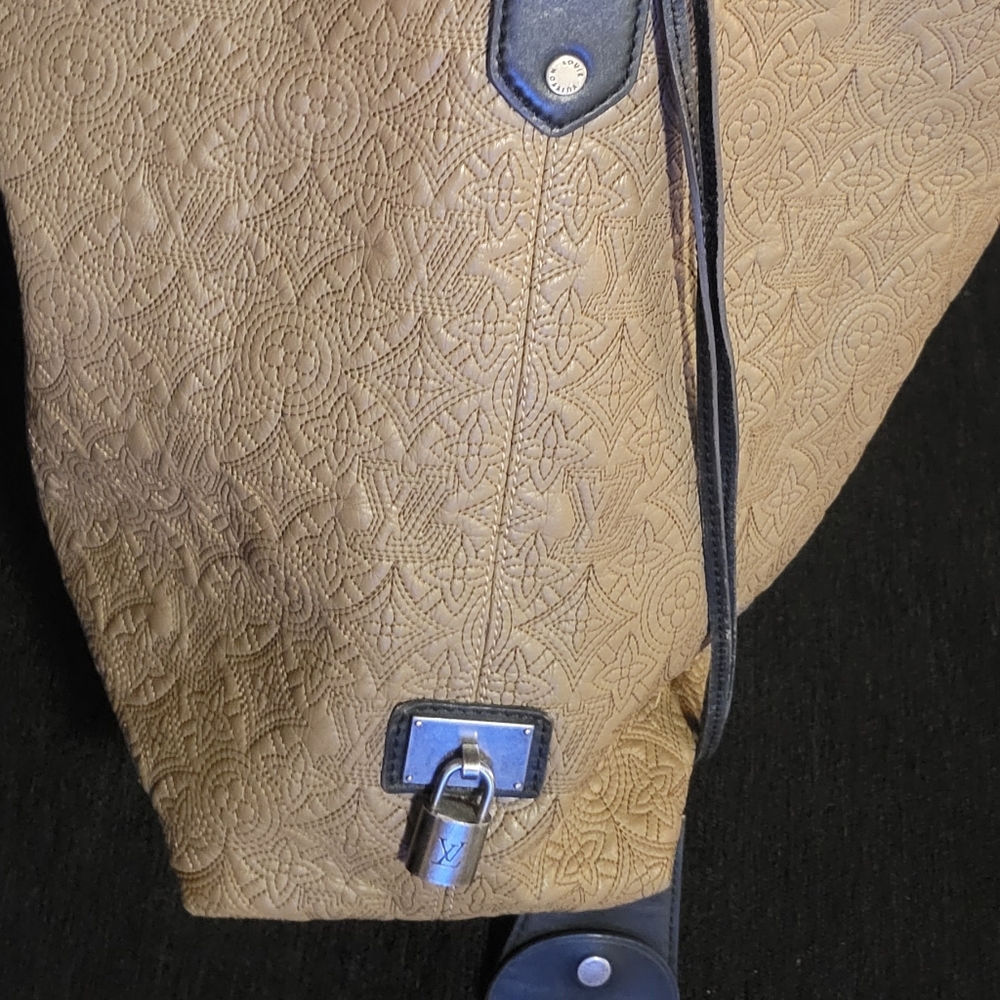LV ANTHEIA MONOGRAM bag - Picture 3 of 15
